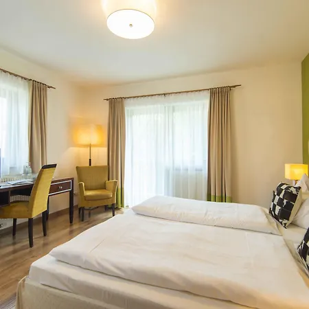 Gesundheitszentrum Baerenhof Hotell 3*